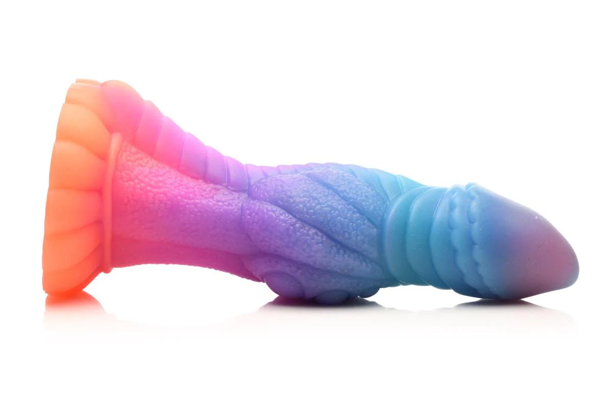Glow-In-The-Dark Alien Dildo - Image 4