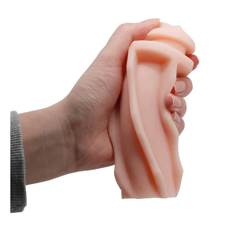 Pretty Love Masturbator Mouth - Image 3